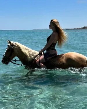 Josephine Welsch OnlyFans Leaked Free Thumbnail Picture - #iR8bgzg604