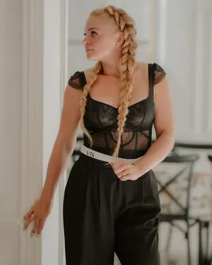 Josephine Welsch OnlyFans Leaked Free Thumbnail Picture - #se4ciUYkh5