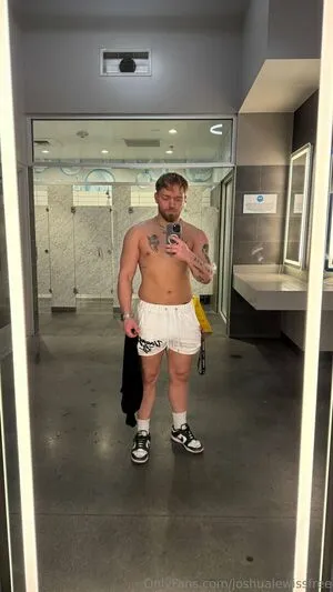 Joshualewissfree OnlyFans Leaked Free Thumbnail Picture - #AKfxFNqgFf