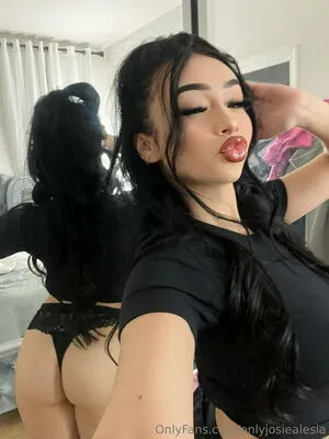Josie Alesia OnlyFans Leaked Free Thumbnail Picture - #0Qljt23s5R
