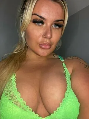 Josie B OnlyFans Leaked Free Thumbnail Picture - #DPQ9tY0KQB