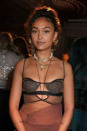 Joy Crookes OnlyFans Leaked Free Thumbnail Picture - #2scDt3xfcs
