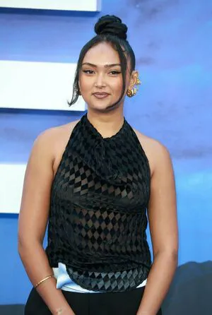 Joy Crookes OnlyFans Leaked Free Thumbnail Picture - #4liNTMgvW4