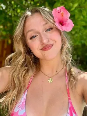 Joy Evia OnlyFans Leaked Free Thumbnail Picture - #eFuusBDe9w