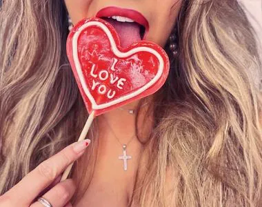 Joyce Straten OnlyFans Leaked Free Thumbnail Picture - #nyh7GlYawO