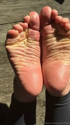 Joyfullfeet OnlyFans Leaked Free Thumbnail Picture - #3PrGXAX2C2