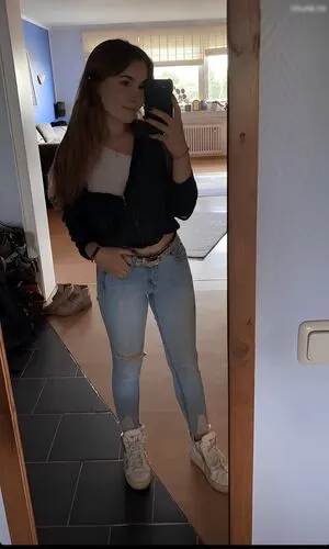 Joysemmi OnlyFans Leaked Free Thumbnail Picture - #KiuiKxIog5