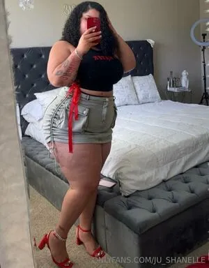 Ju Shanelle OnlyFans Leaked Free Thumbnail Picture - #dKsi2xp697