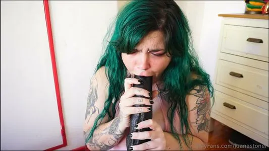 Juanastoner OnlyFans Leaked Free Thumbnail Picture - #J1DJSjYLSE