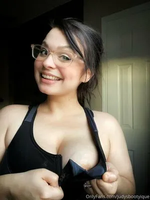 Judysbootyique OnlyFans Leaked Free Thumbnail Picture - #4JRINm3cMY