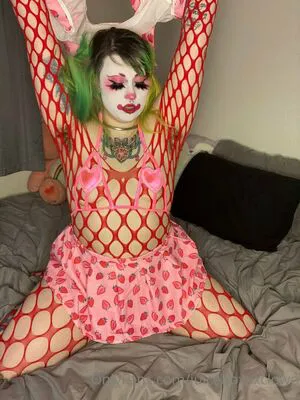 Juiceboxxxclown OnlyFans Leaked Free Thumbnail Picture - #4FIDYNd4s2