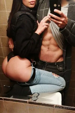 Juicy Alison OnlyFans Leaked Free Thumbnail Picture - #8KOXBY7K9e