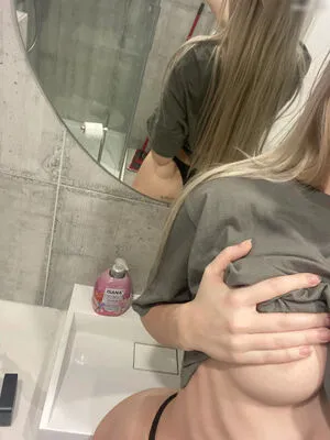 Juicy Aria OnlyFans Leaked Free Thumbnail Picture - #Hofiq1vNuA