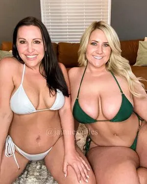 Juicy J OnlyFans Leaked Free Thumbnail Picture - #G9674Wf4Bq