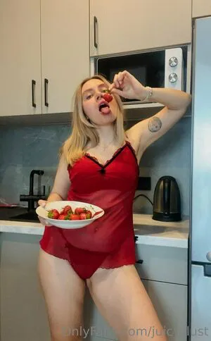 Juicy Lust OnlyFans Leaked Free Thumbnail Picture - #eZy27T3j6l