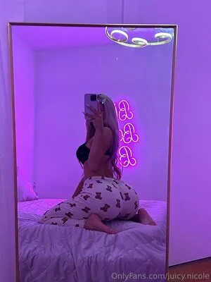 Juicy Nicole OnlyFans Leaked Free Thumbnail Picture - #81n2A5gv8z