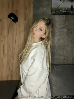 Juicy Usypeach OnlyFans Leaked Free Thumbnail Picture - #fa1N95ytrw