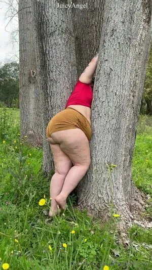 Juicyangelbbw OnlyFans Leaked Free Thumbnail Picture - #5cG0IRMuKc