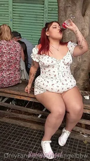 Juicyangelbbw OnlyFans Leaked Free Thumbnail Picture - #G14CMislEf