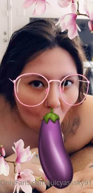 Juicyasssky91 OnlyFans Leaked Free Thumbnail Picture - #Y3PyWcRG0b
