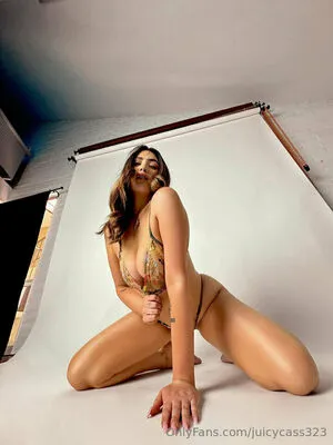 Juicycass323 OnlyFans Leaked Free Thumbnail Picture - #mrS1c1BAsy