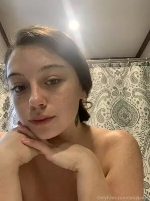 juicyjade9 OnlyFans Leaked Free Thumbnail Picture - #3kryfokDJV