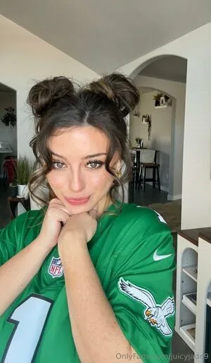 juicyjade9 OnlyFans Leaked Free Thumbnail Picture - #6P3tpb36Y6