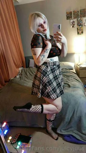 Juicyjuus OnlyFans Leaked Free Thumbnail Picture - #UDz7YBCDS0