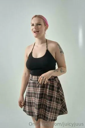 Juicyjuus OnlyFans Leaked Free Thumbnail Picture - #c5CNxWaAPj