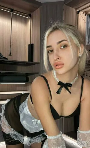Juicyjuus OnlyFans Leaked Free Thumbnail Picture - #xBWht2Nuky