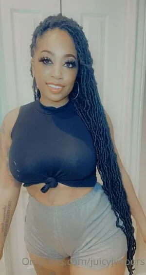 Juicyjvapors OnlyFans Leaked Free Thumbnail Picture - #PYe25Wq55i