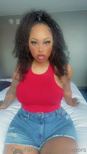 Juicyjvapors OnlyFans Leaked Free Thumbnail Picture - #QawivQ3mS3
