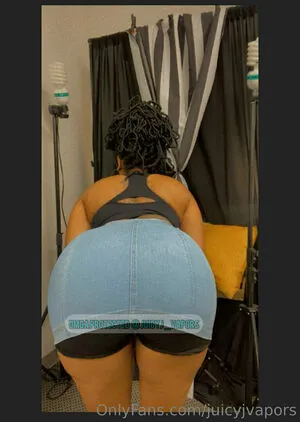 Juicyjvapors OnlyFans Leaked Free Thumbnail Picture - #qlLitz3KVg