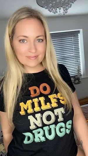 Juicylucybaker OnlyFans Leaked Free Thumbnail Picture - #4NCdl8De9d