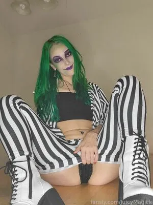 Juicymagick OnlyFans Leaked Free Thumbnail Picture - #C57Uzi2yTL