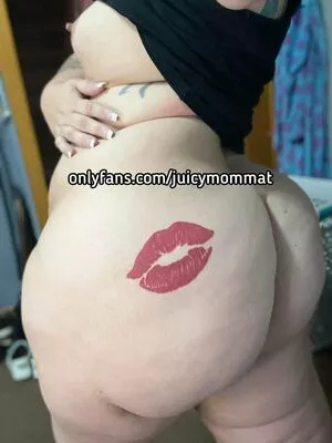 Juicymommat OnlyFans Leaked Free Thumbnail Picture - #u0gX9Cp3DN