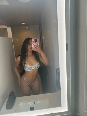 Juicynolaa OnlyFans Leaked Free Thumbnail Picture - #S1mRA2BsZR