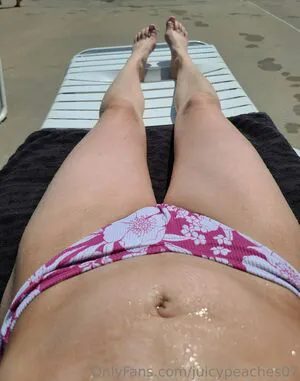 Juicypeaches07 OnlyFans Leaked Free Thumbnail Picture - #HdEQXTK4qx