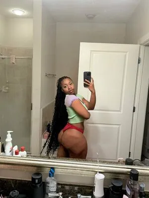 Juicythadiva OnlyFans Leaked Free Thumbnail Picture - #aFPSxYox05