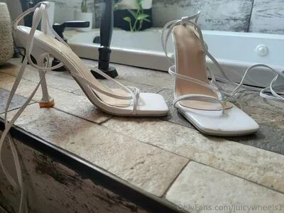 Juicywheels1 OnlyFans Leaked Free Thumbnail Picture - #31FDsqFLjq