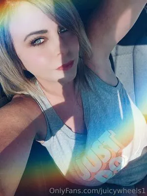 Juicywheels1 OnlyFans Leaked Free Thumbnail Picture - #6o7lrrCbJN