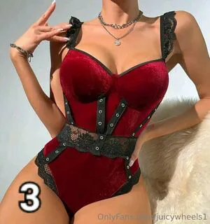 Juicywheels1 OnlyFans Leaked Free Thumbnail Picture - #GrJ0UqE25p