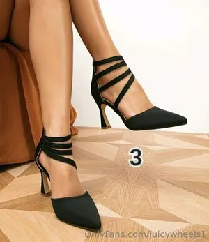 Juicywheels1 OnlyFans Leaked Free Thumbnail Picture - #eBkrtNqM8H
