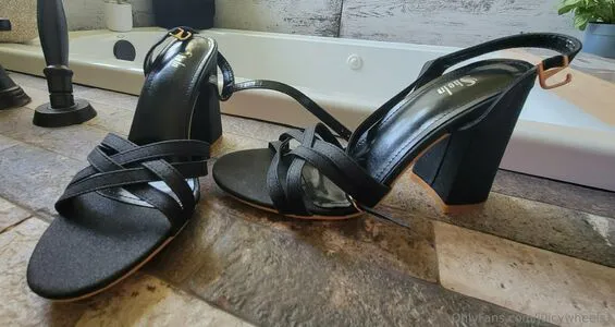 Juicywheels1 OnlyFans Leaked Free Thumbnail Picture - #woud2gXrTT