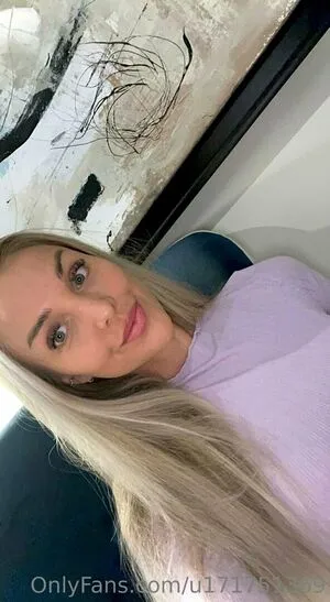 Juleeez OnlyFans Leaked Free Thumbnail Picture - #8CNE02XtEb