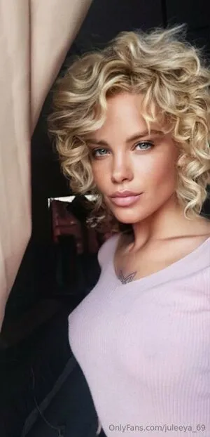 Juleeya OnlyFans Leaked Free Thumbnail Picture - #MERunFaqJd