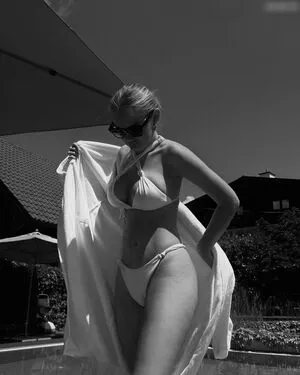 Julemariep OnlyFans Leaked Free Thumbnail Picture - #4xPtWxWCZ4