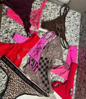 Julerriamor OnlyFans Leaked Free Thumbnail Picture - #JEuk3p2WlE
