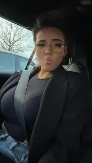 Julesboringlife OnlyFans Leaked Free Thumbnail Picture - #7d7pKWbvvl