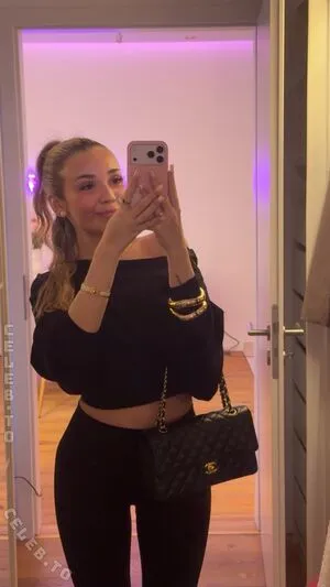 Julesboringlife OnlyFans Leaked Free Thumbnail Picture - #aakyVm41Bg